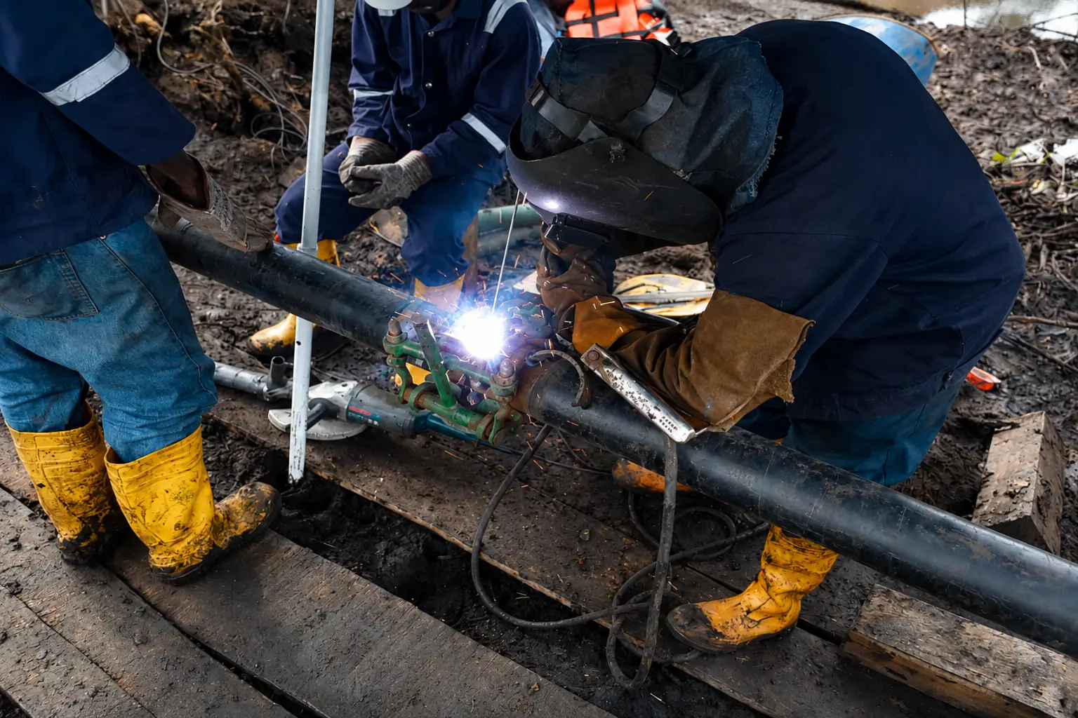 PIPELINE CONSTRUCTION